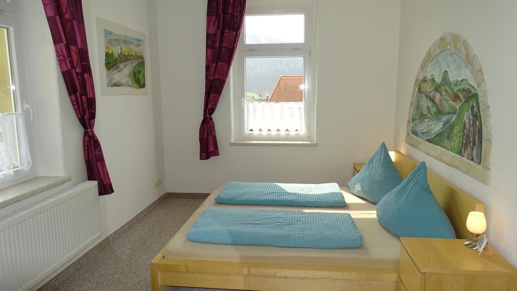 Ferienwohnung "Moeller" Rathmannsdorf Bagian luar foto