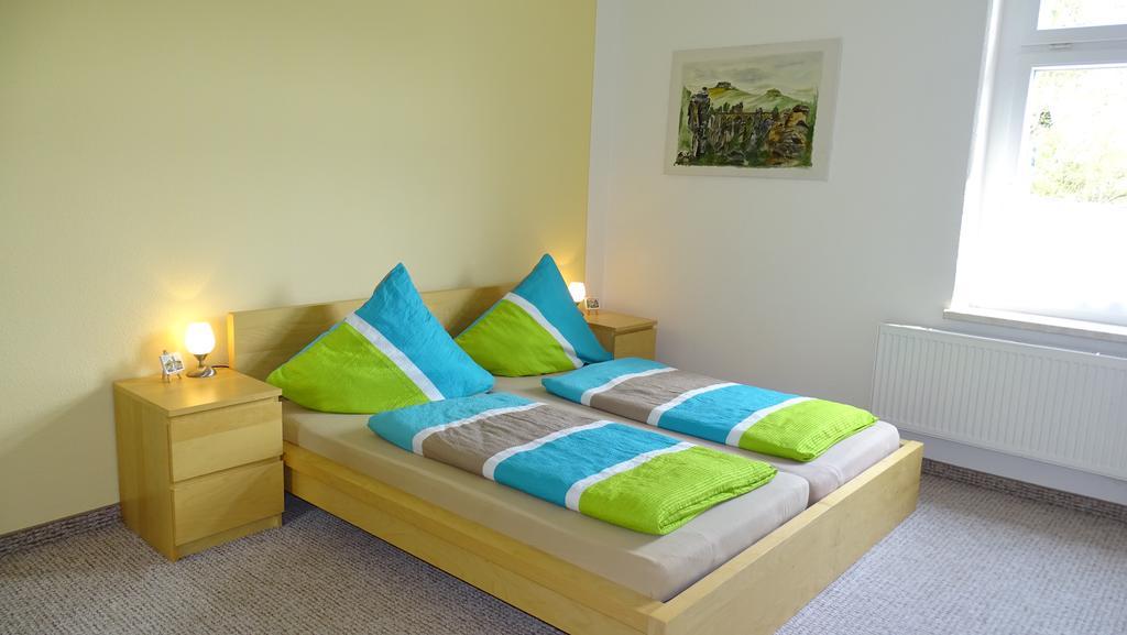 Ferienwohnung "Moeller" Rathmannsdorf Bagian luar foto
